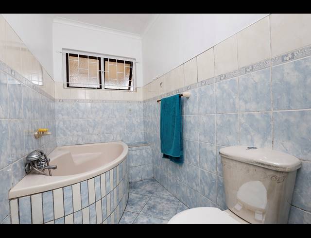 4 BEDROOM HOUSE FOR SALE IN HILLGROVE